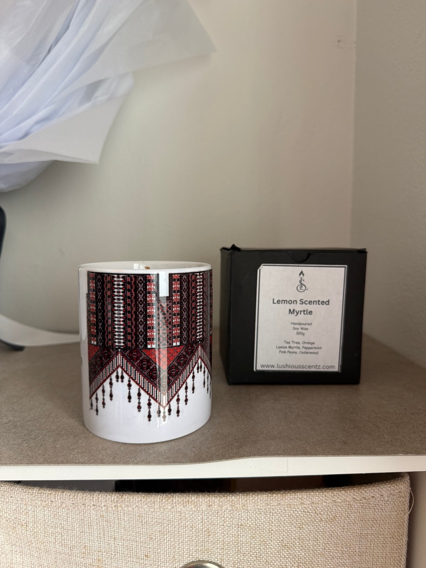 Tatreez Candle
