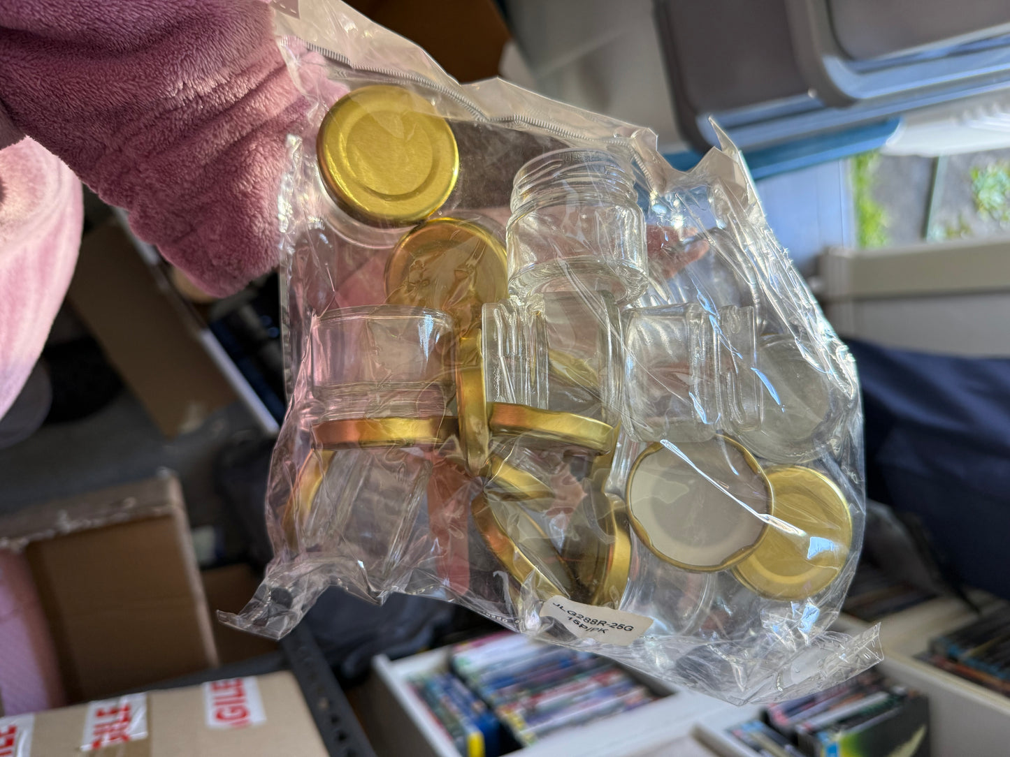 Mini Glass Jars (gold lid) | 13 pieces
