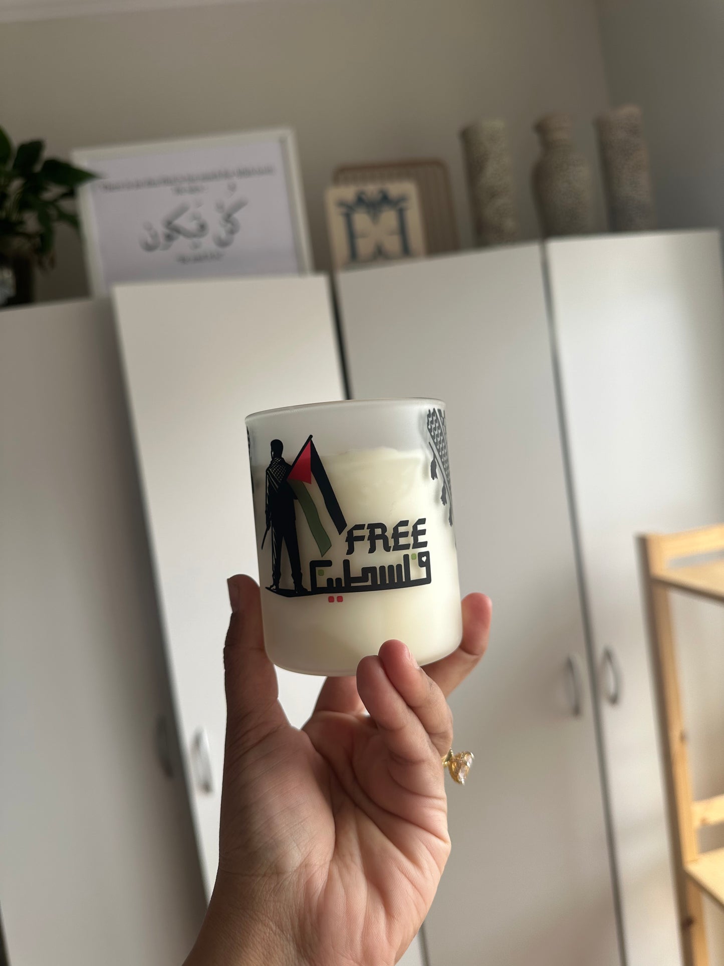 Free Palestine Candle